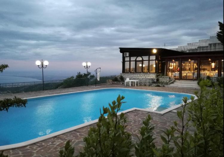 Hotel Santangelo Monte SantʼAngelo Zewnętrze zdjęcie