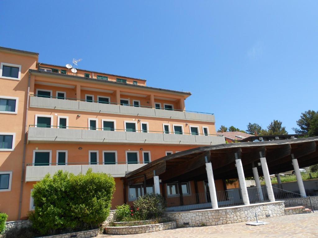 Hotel Santangelo Monte SantʼAngelo Zewnętrze zdjęcie