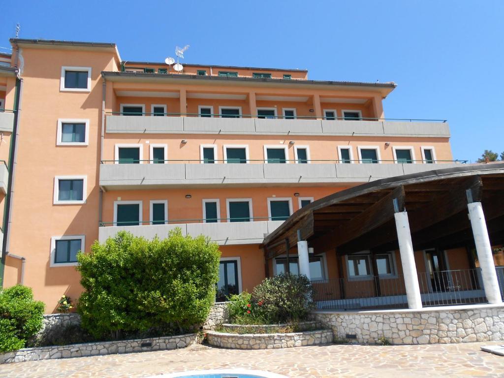 Hotel Santangelo Monte SantʼAngelo Zewnętrze zdjęcie