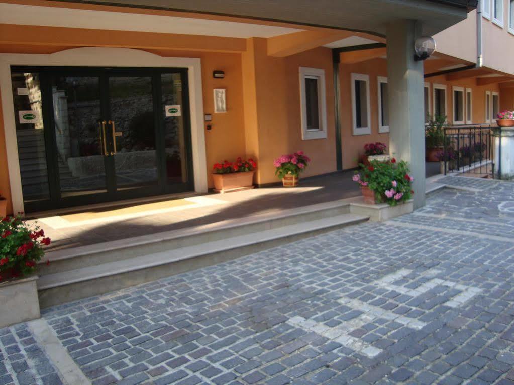 Hotel Santangelo Monte SantʼAngelo Zewnętrze zdjęcie